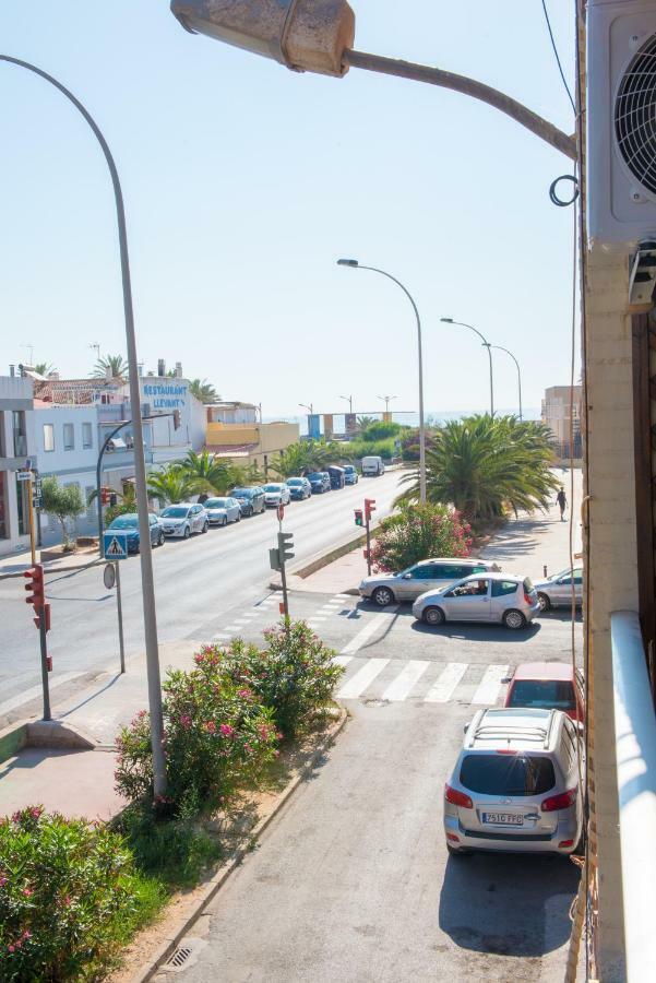 Laura Sea View Apartment Valencia Exterior photo